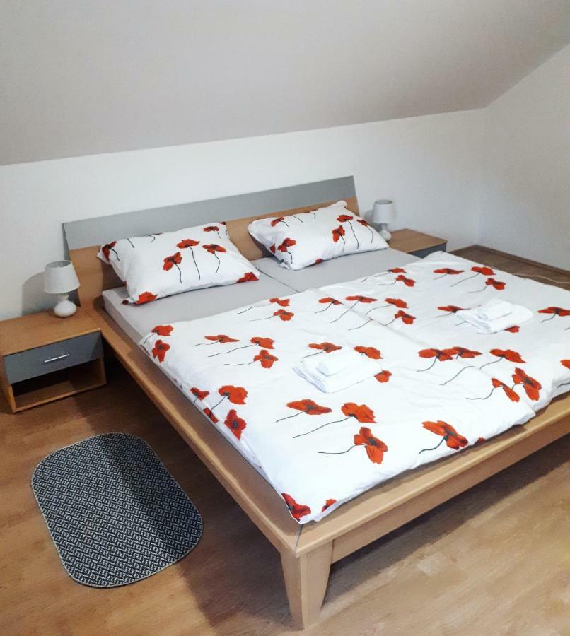 Apartman Lena Tusilovic المظهر الخارجي الصورة